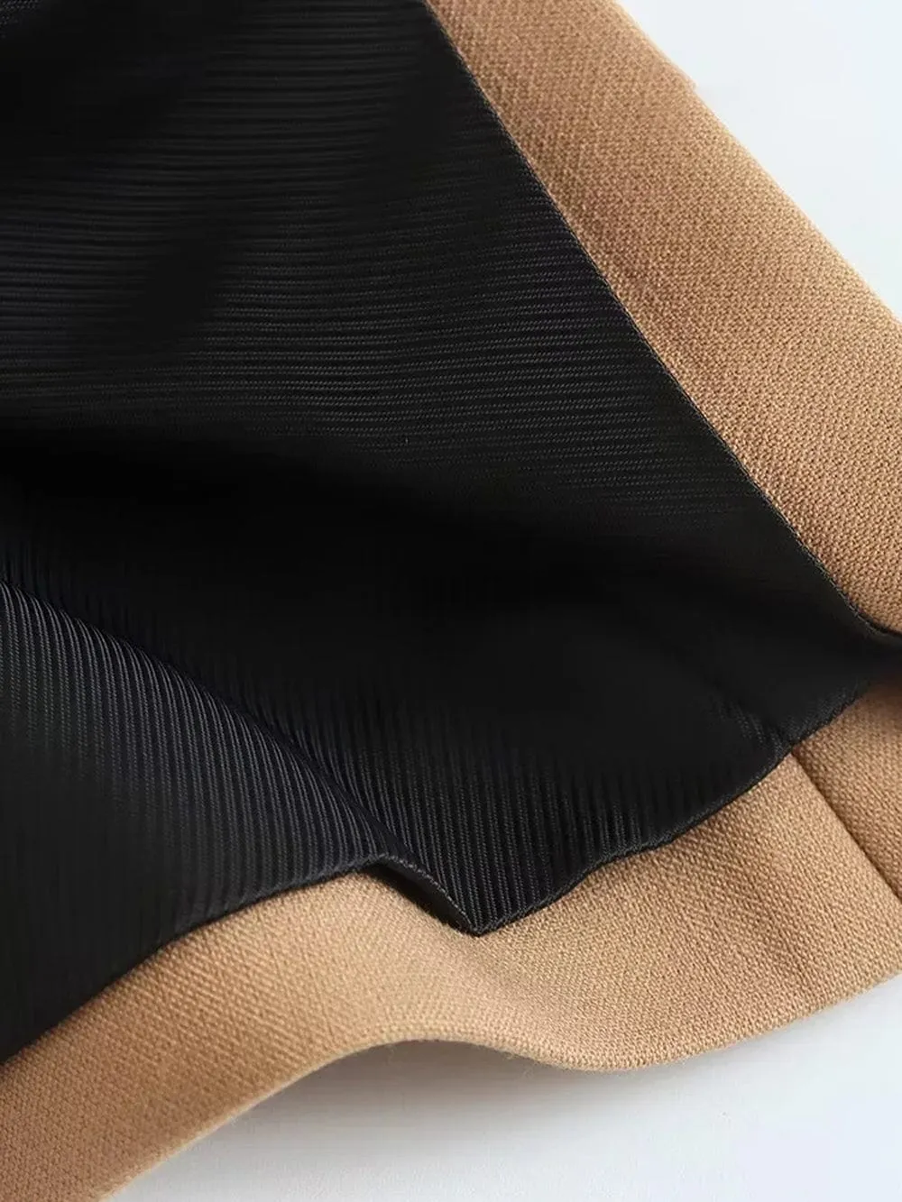 Dana Backless Sleeveless Chic Top